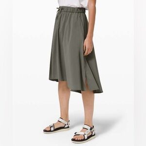 NEW Lululemon Time to Flounce Skirt Grey Sage size 8